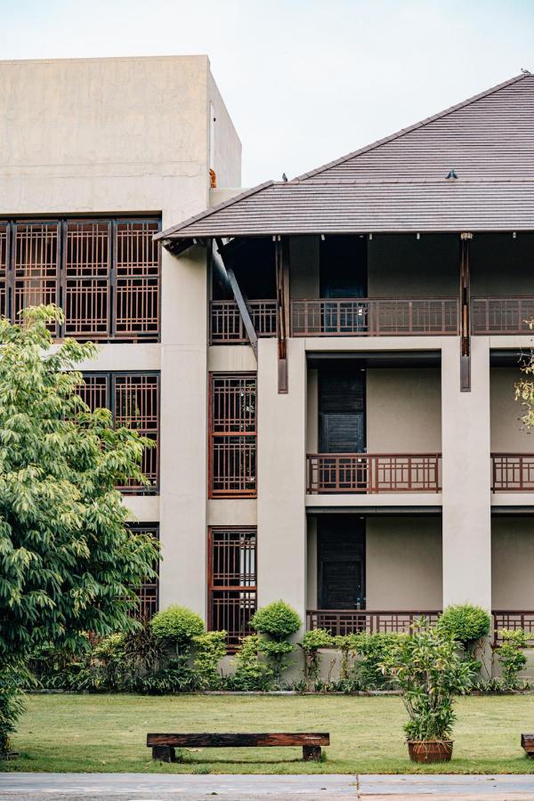 Inpawa Hotel Ban Phai Экстерьер фото