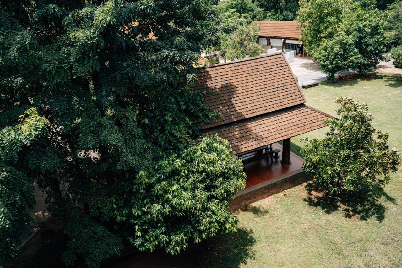 Inpawa Hotel Ban Phai Экстерьер фото